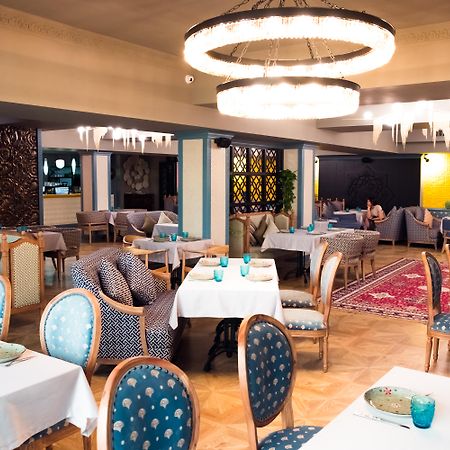 Grand Sapphire Hotel 알마티 외부 사진