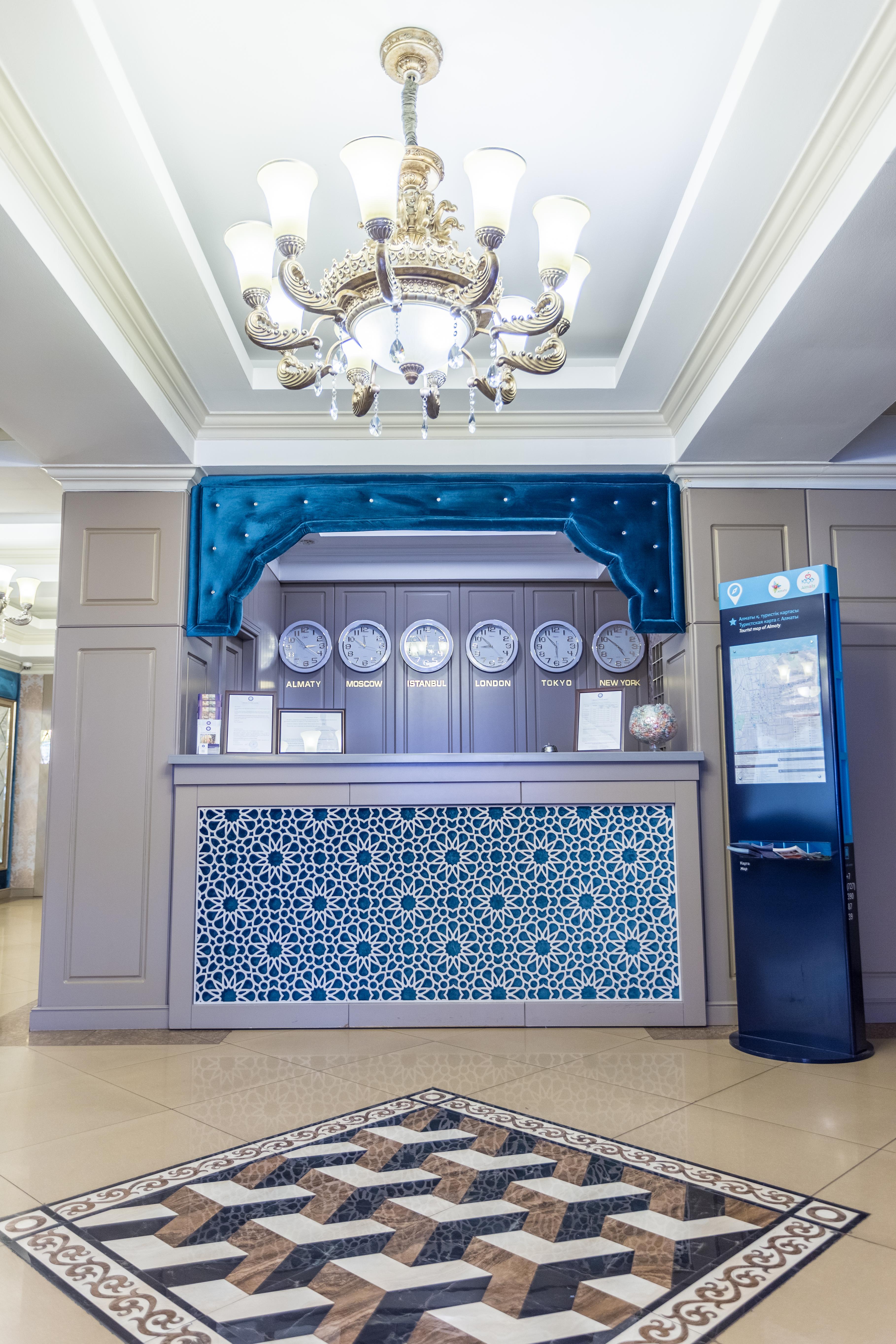 Grand Sapphire Hotel 알마티 외부 사진