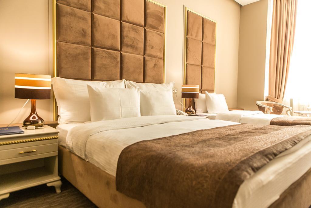 Grand Sapphire Hotel 알마티 외부 사진