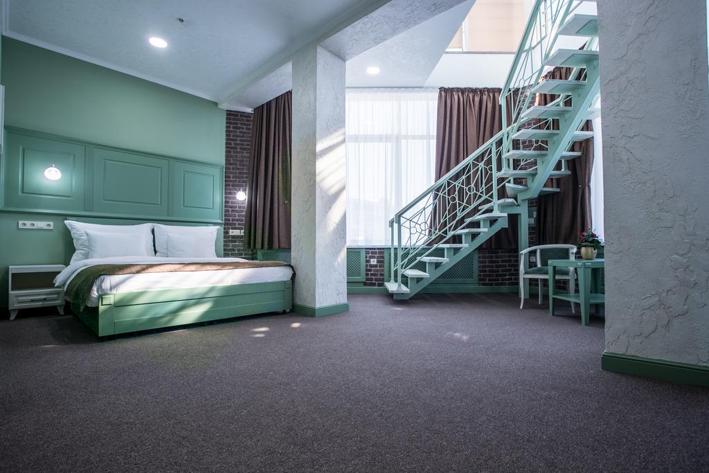 Grand Sapphire Hotel 알마티 외부 사진
