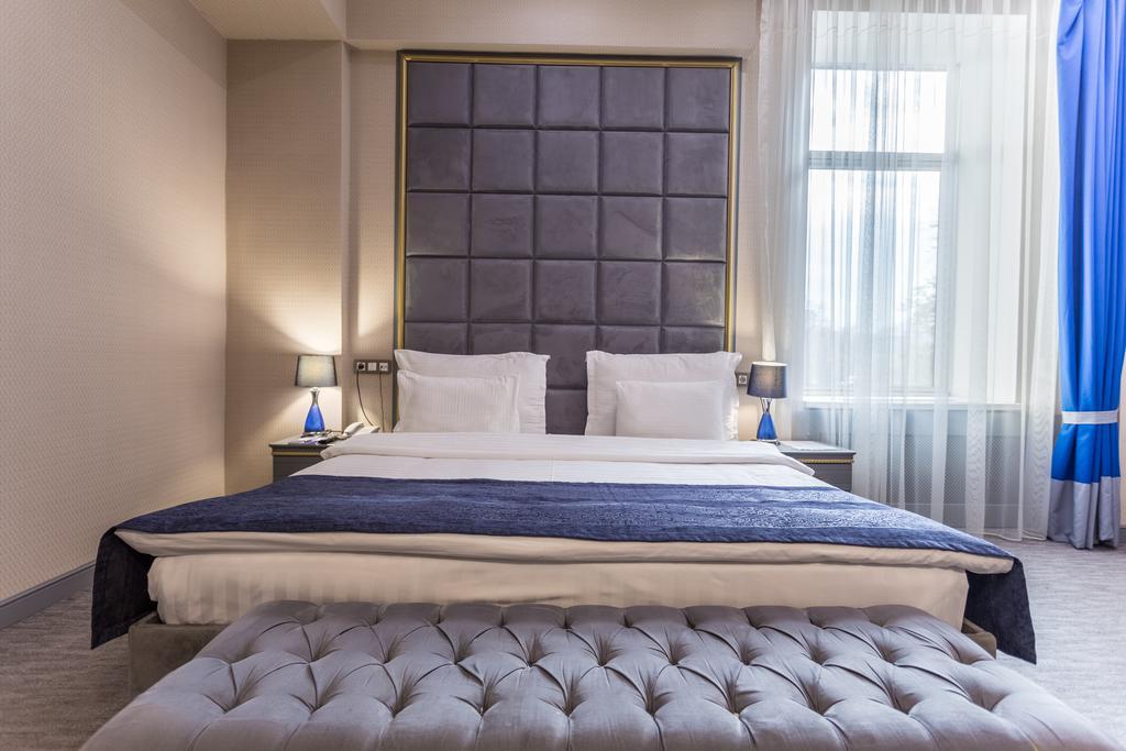 Grand Sapphire Hotel 알마티 외부 사진