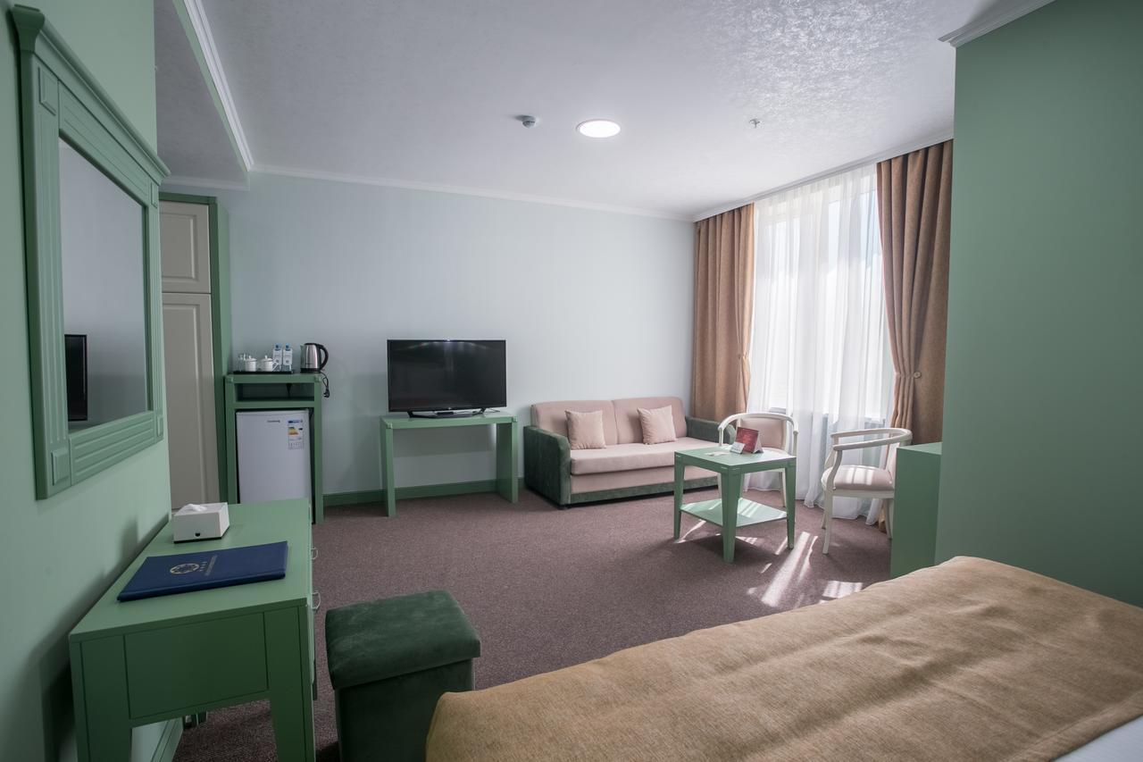 Grand Sapphire Hotel 알마티 외부 사진