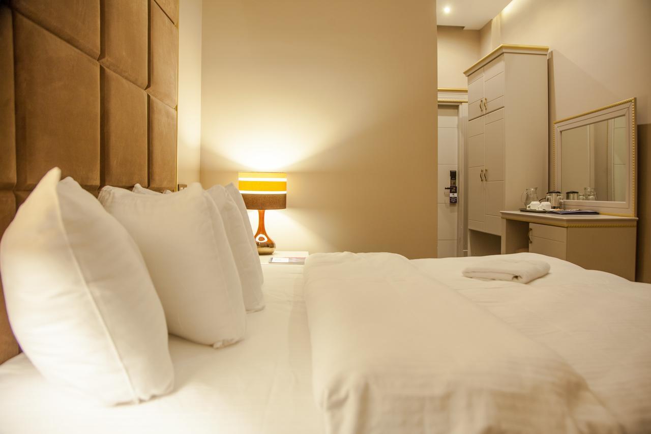 Grand Sapphire Hotel 알마티 외부 사진