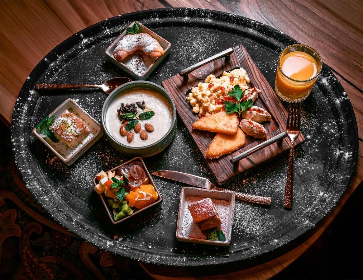 Grand Sapphire Hotel 알마티 외부 사진